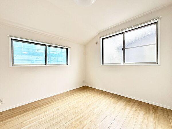 ■落ち着いた色合いのお部屋で穏やかな時間を楽しめます
