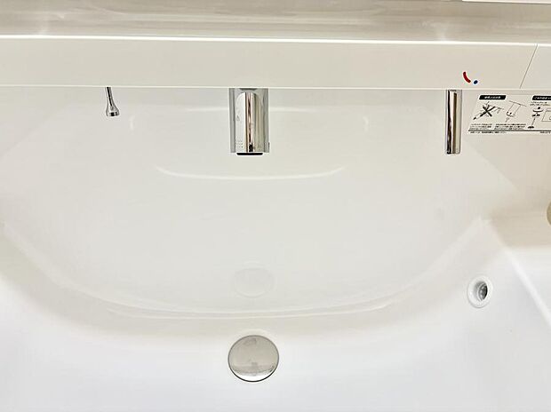 ■手洗いや顔を洗う時も快適に使える便利なシャワー