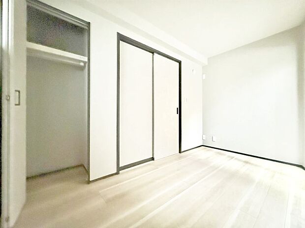 B号棟 ■読書や趣味リモートワークなどさまざまな用途に対応できる柔軟さがあります