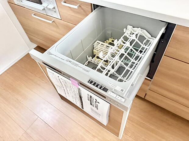■手間なく洗浄！食器をピカピカに仕上げてくれます