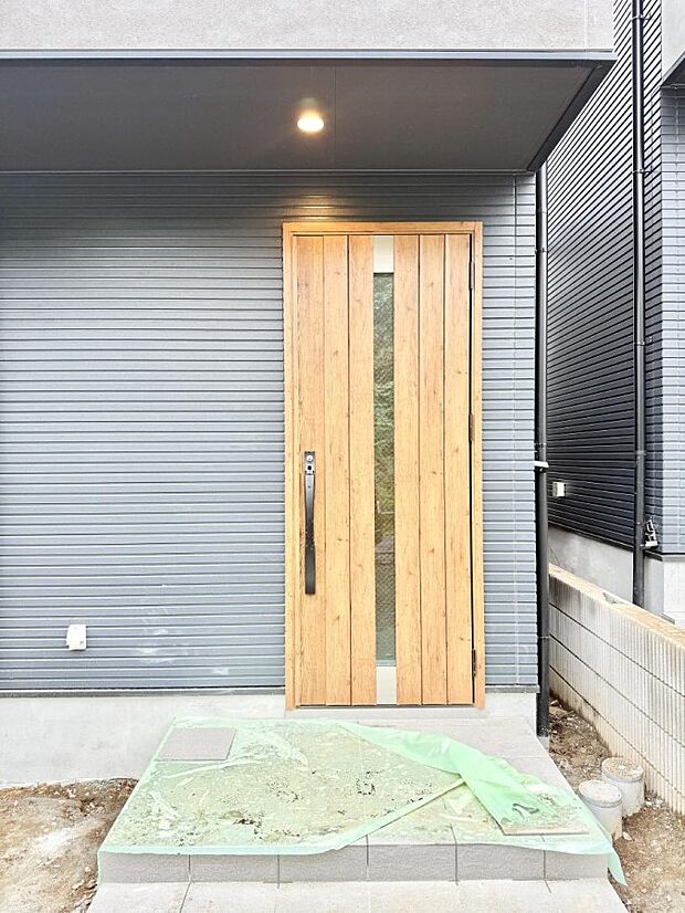 1号棟  ■ 心地よい暮らしへとつながる、温かい玄関