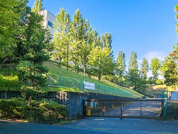 中学校 500m 八王子市立松が谷中学校