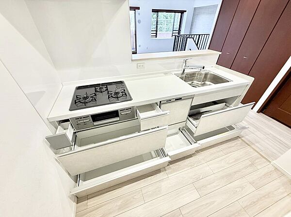■料理がもっと楽しくなる、快適なキッチン空間