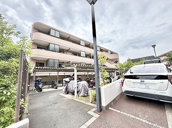 ■移動手段の選択肢が広がる、便利な駐輪場付きの住まいです