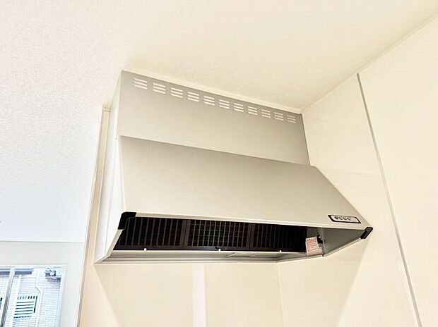 ■調理時の蒸気や匂いが換気扇に誘導され、効率的に排煙ができます。