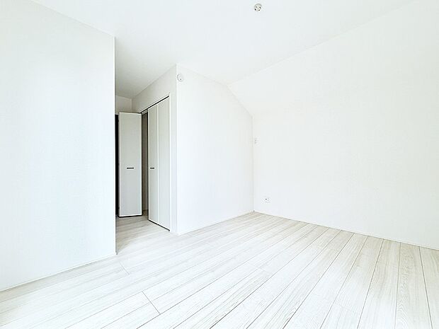 5号棟 ■清潔感あふれるお部屋で毎日を快適に過ごせます