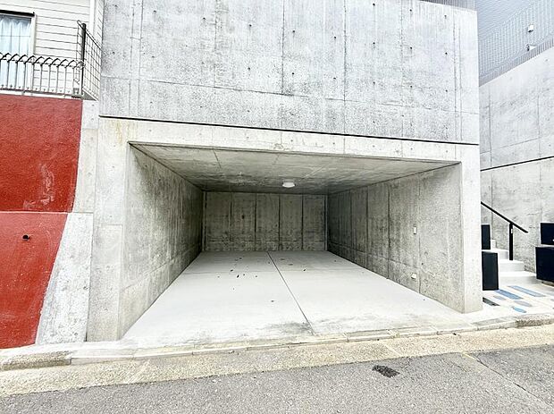 1号棟  ■快適な駐車スペースで安心
