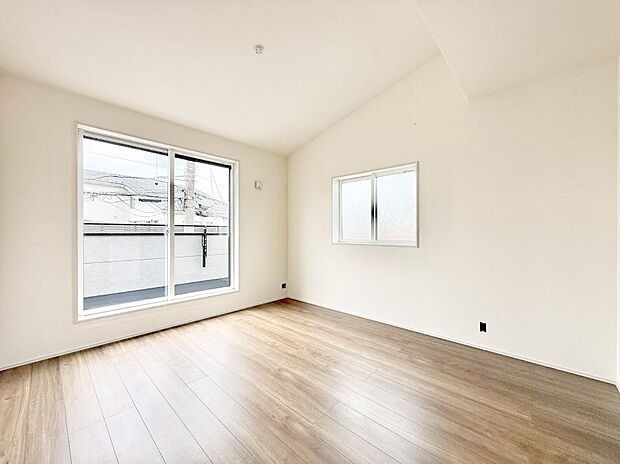 3号棟 ■落ち着いた色合いのお部屋で穏やかな時間を楽しめます