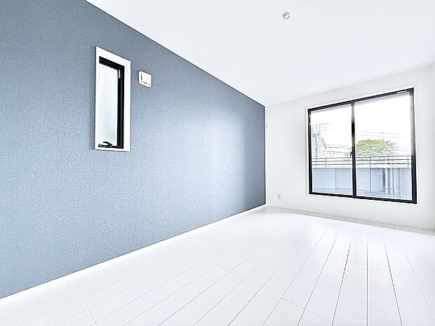 2号棟 ■落ち着いた色合いのお部屋で穏やかな時間を楽しめます