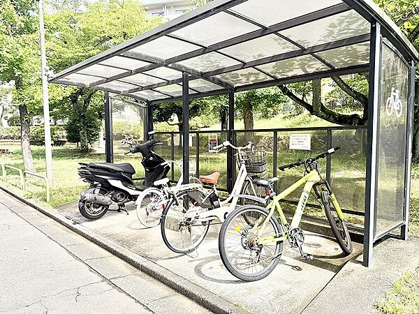 ■きちんと整備された駐輪場で、自転車の保管も安心です
