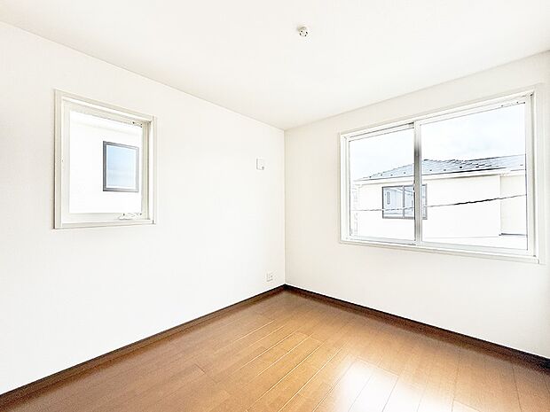 8号棟 ■シンプルで使いやすい空間がスッキリ感じられます
