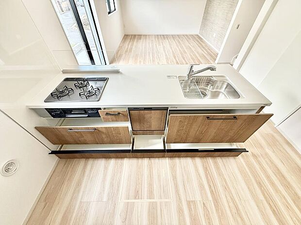 1号棟 ■家族の絆を深める、温もりのあるキッチン