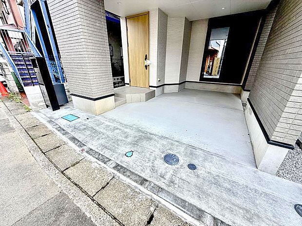 D号棟 ■自宅にある駐車スペースなので安心ですね