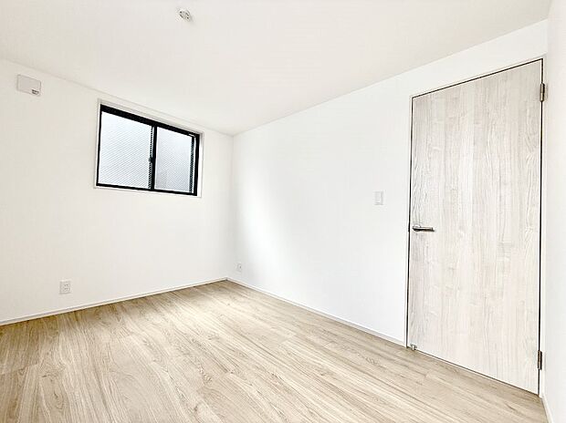 C号棟  ■落ち着いた色合いのお部屋で穏やかな時間を楽しめます