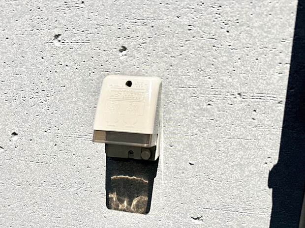 ■屋外に電源コンセントがあれば、高圧洗浄機で窓や外壁を掃除するなど便利です。