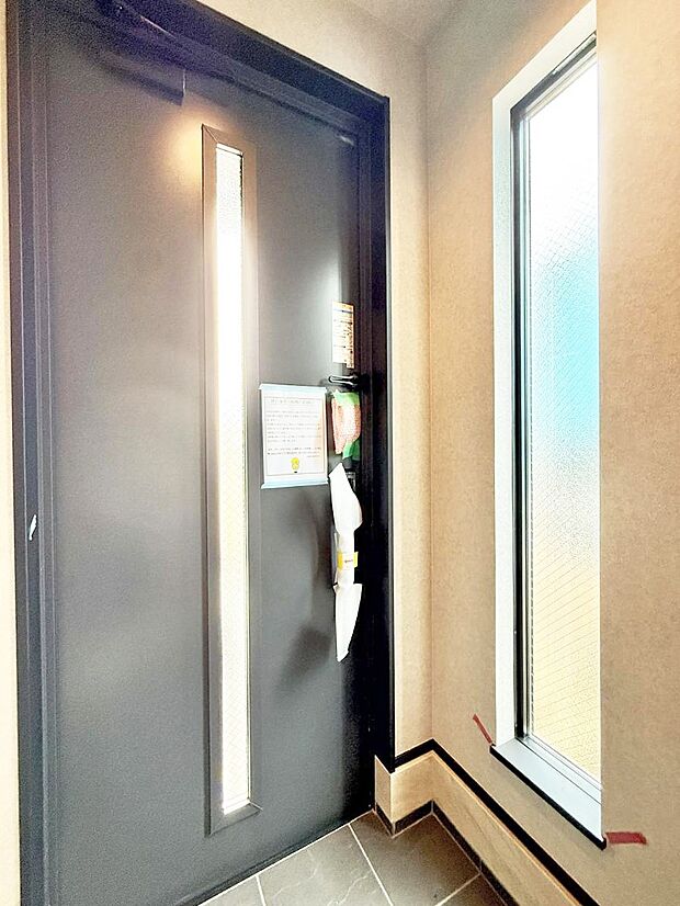 D号棟  ■ ここから始まる一日、すっきり整った玄関