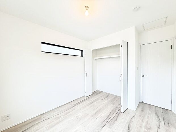 1号棟 ■落ち着いた色合いのお部屋で穏やかな時間を楽しめます