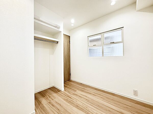 ■落ち着いた色合いのお部屋で穏やかな時間を楽しめます