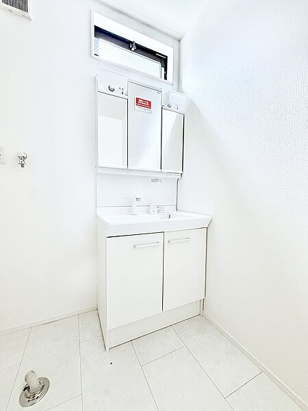 1号棟  ■朝の準備がスムーズにできる広さです