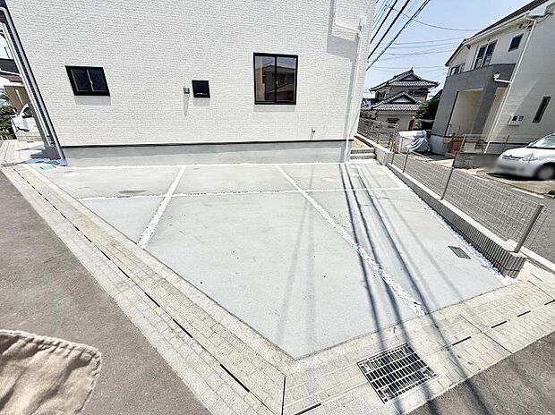 5号棟 ■快適な駐車スペースで安心