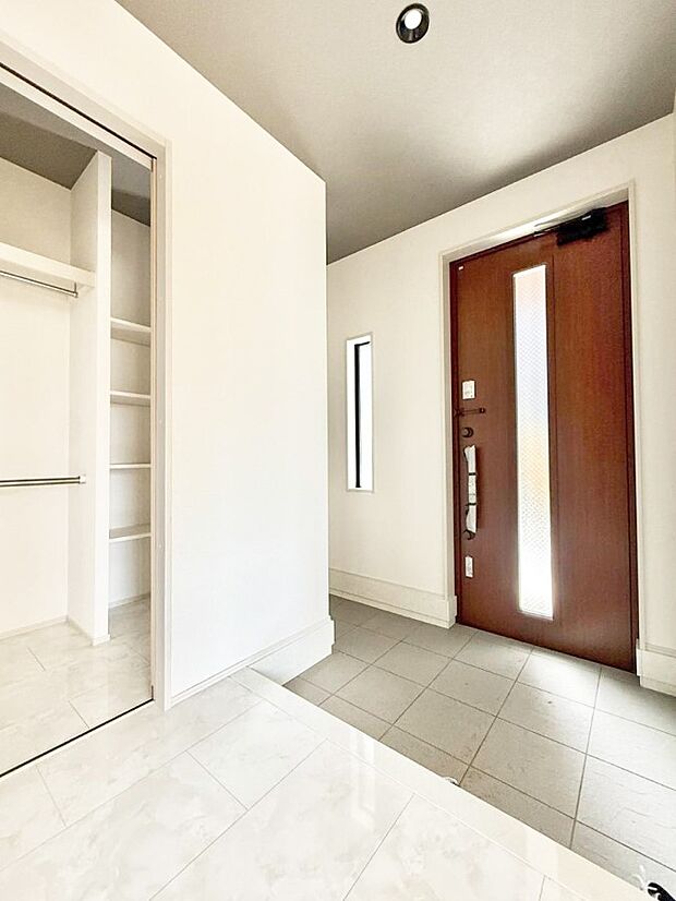 6号棟 ■ シンプルで美しく、快適な暮らしの入り口