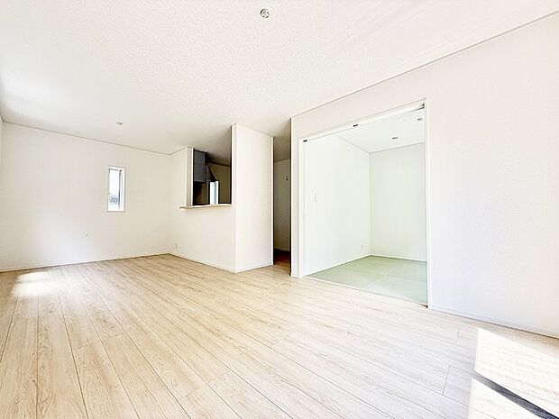 18号棟 ■心落ち着く場所、ゆったり過ごせるリビング