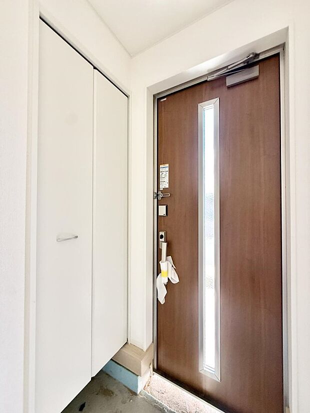 2号棟 ■ シンプルで美しく、快適な暮らしの入り口
