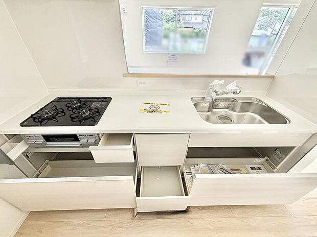 1号棟  ■シンプルで機能的、毎日使いやすいキッチン