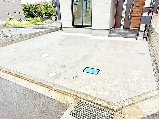 10号棟 ■快適な駐車スペースで安心