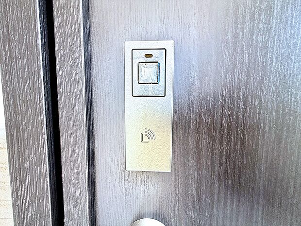 ■鍵を取り出さずに便利に操作できて快適