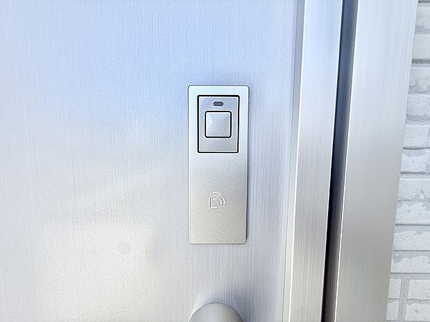 ■鍵を取り出さずに便利に操作できて快適
