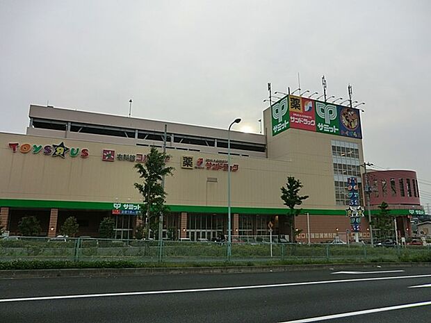 スーパー 600m サミットストア東寺方店