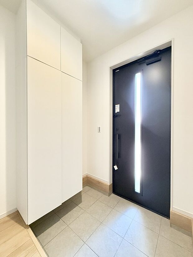 1号棟 ■ シンプルで美しく、快適な暮らしの入り口