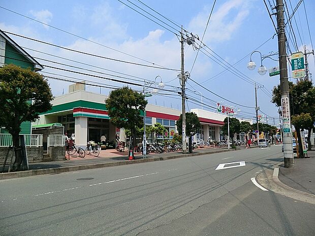 スーパー 1100m ヨークフーズ藤沢六会店