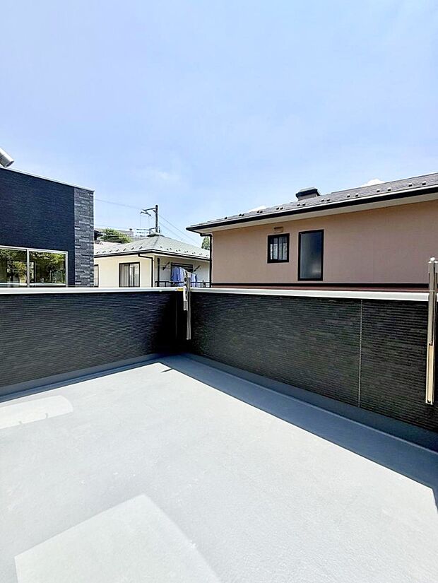 2号棟 ■ 空を眺めながら、ほっと一息つける特別な空間
