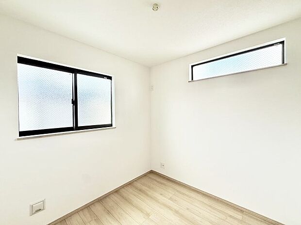 A号棟 ■落ち着いた色合いのお部屋で穏やかな時間を楽しめます