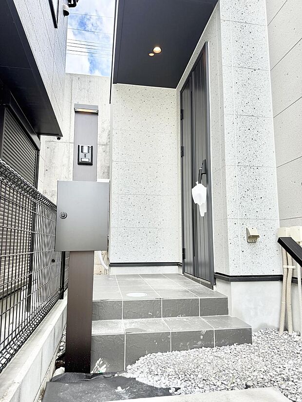 B号棟 ■ 帰るたびにホッとする、安心感のある佇まい