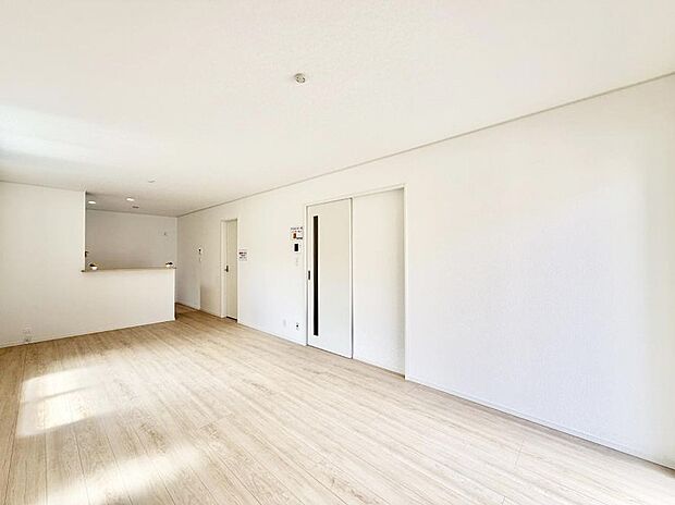 3号棟 ■心落ち着く場所、ゆったり過ごせるリビング