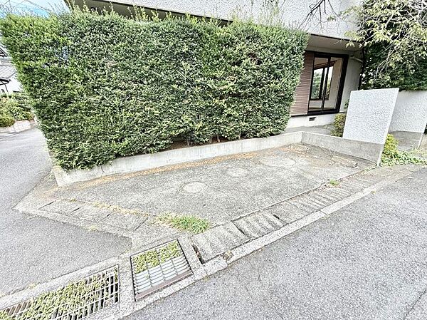 ■自宅にカースペースがあると助かります