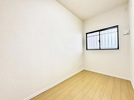 ■落ち着いた雰囲気のお部屋で心が安らぐ空間