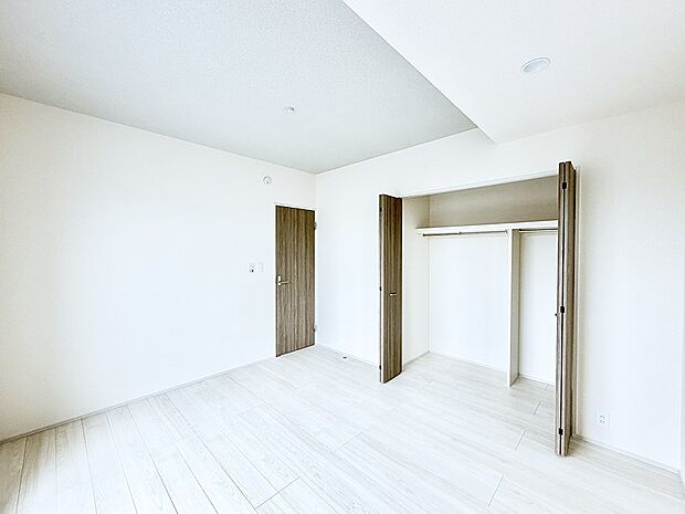 7号棟 ■落ち着いた雰囲気のお部屋で心が安らぐ空間