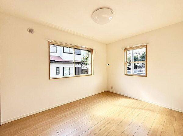 ■落ち着いた色合いのお部屋で穏やかな時間を楽しめます