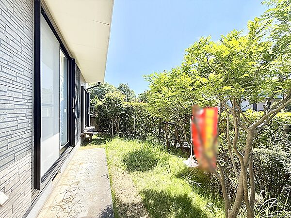 ■暮らしに潤いを与える、緑が取り入れられた住まいです