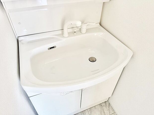 ■手洗いや顔を洗う時も快適に使える便利なシャワー