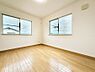 室内：■シンプルで使いやすい空間がスッキリ感じられます