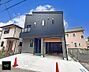 外観：1号棟  ■暮らしを彩る充実した設備仕様が備わった住まい