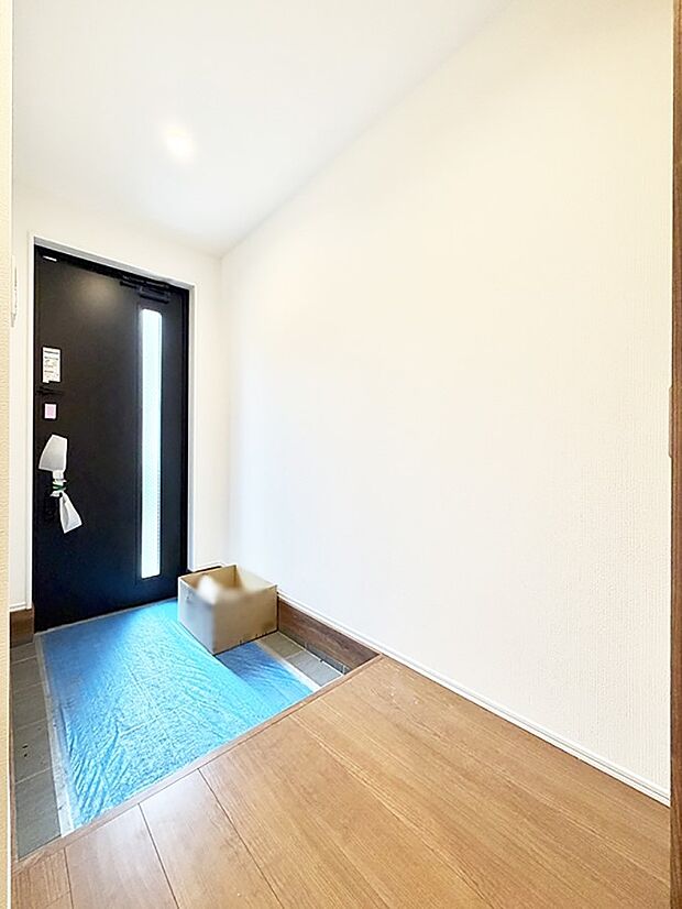 2号棟 ■ ここから始まる一日、すっきり整った玄関