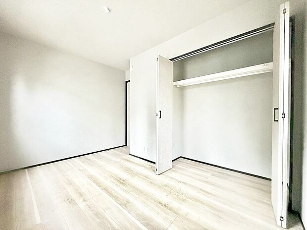 13号棟 ■シンプルで使いやすい空間がスッキリ感じられます