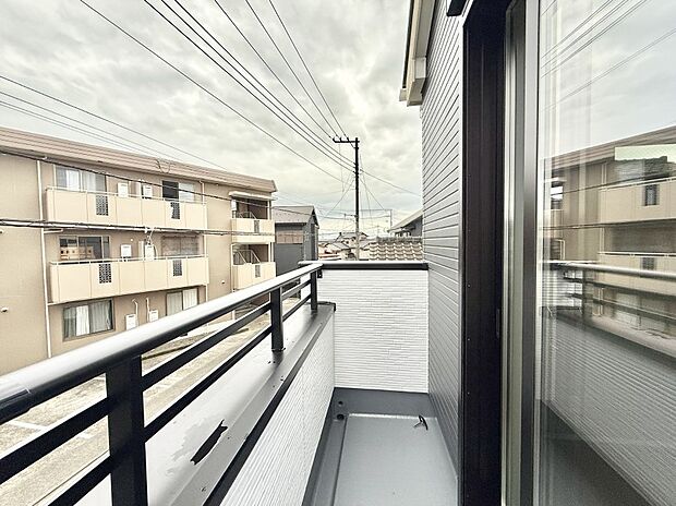 2号棟 ■ 空を眺めながら、ほっと一息つける特別な空間