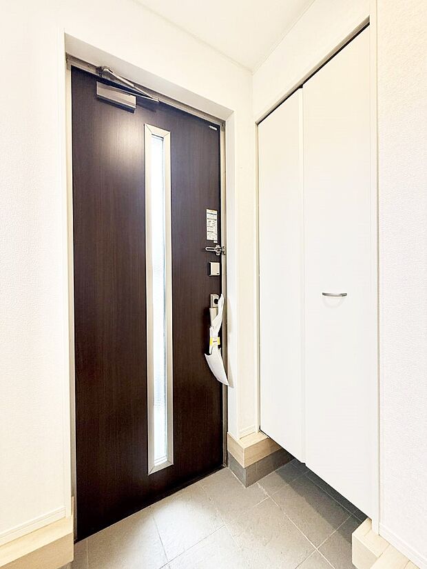 1号棟 ■玄関はお家の顔!おしゃれな玄関でお客様をお迎え!